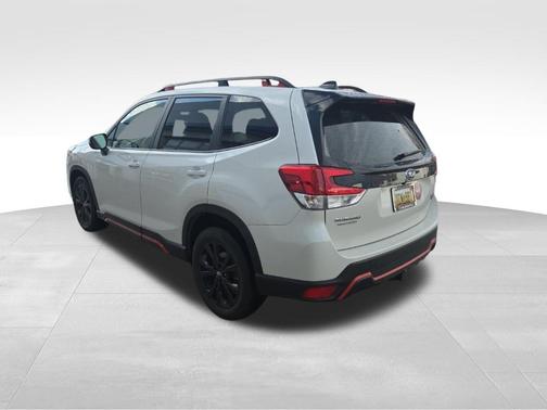 Crystal White Pearl 2024 Subaru Forester Sport