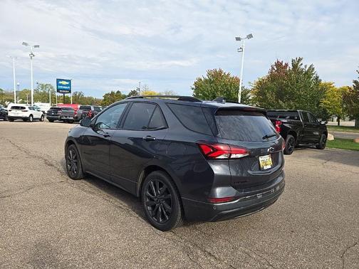 2023 Chevrolet Equinox RS