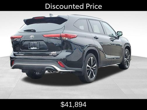 2022 Toyota Highlander XSE