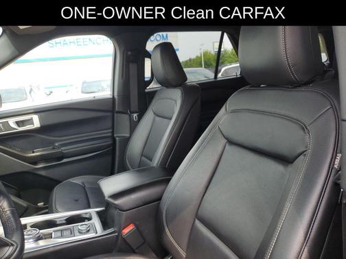 Rapid Red Metallic Tinted Clearcoat 2020 Ford Explorer XLT