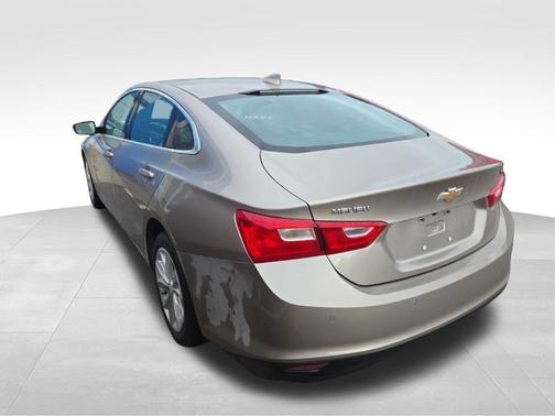 Sterling Gray Metallic 2025 Chevrolet Malibu LT