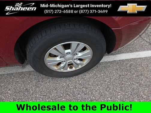 2012 Kia Sedona LX