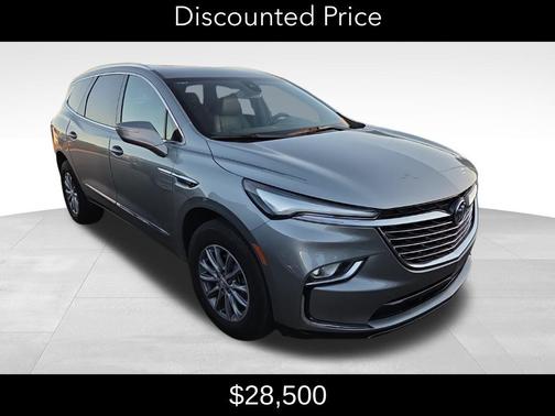 2023 Buick Enclave Essence