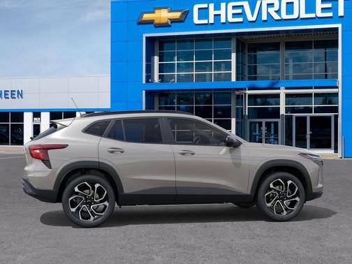 White Sand 2026 Chevrolet Trax 2RS