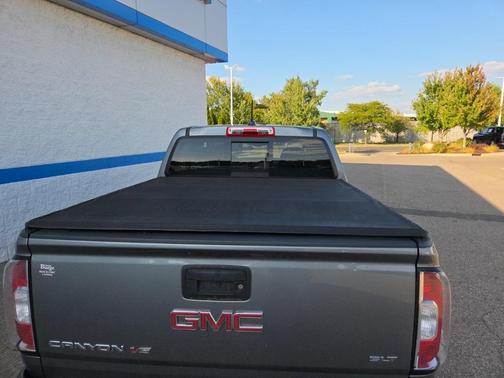 2018 GMC Canyon SLT
