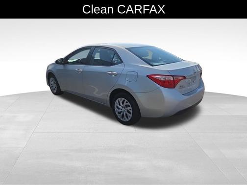 Classic Silver Metallic 2018 Toyota Corolla LE