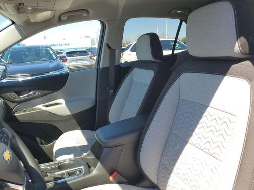 Summit White 2024 Chevrolet Equinox LT