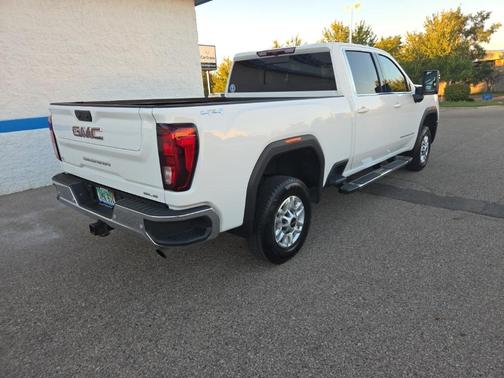 2024 GMC Sierra 2500 SLE