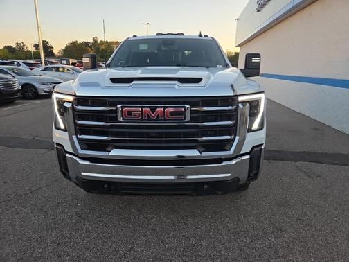 2024 GMC Sierra 2500 SLE