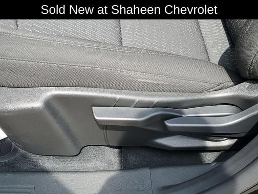 Mosaic Black Metallic 2026 Chevrolet Equinox LT