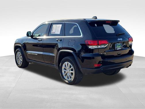 Diamond Black 2022 Jeep Grand Cherokee WK Laredo