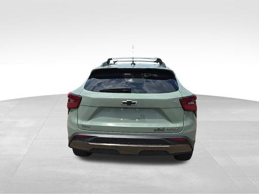 Green 2025 Chevrolet Trax ACTIV