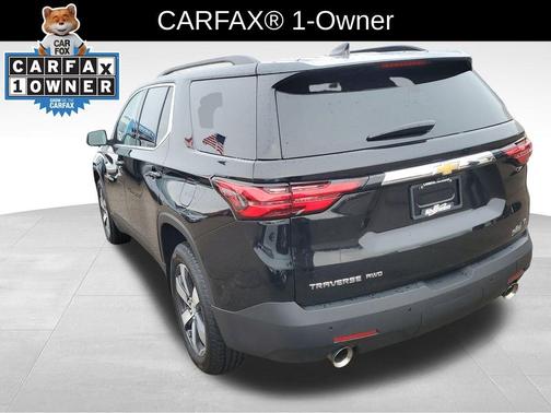 2022 Chevrolet Traverse LT Leather