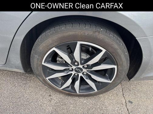 Sterling Gray Metallic 2023 Chevrolet Malibu RS