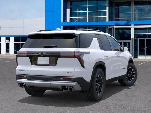 Polar White 2026 Chevrolet Traverse Z71