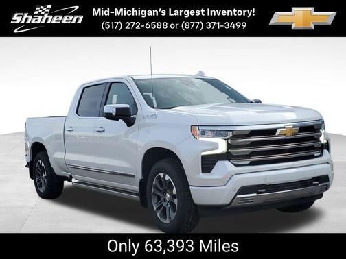 Iridescent Pearl Tricoat 2022 Chevrolet Silverado 1500 High Country