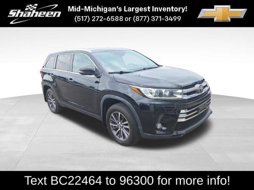 Black 2019 Toyota Highlander XLE