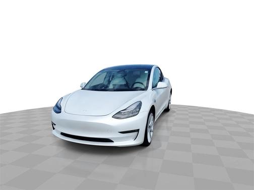 2020 Tesla Model 3 Long Range