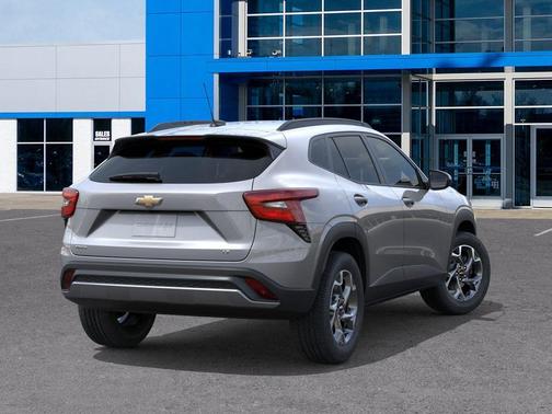 Sterling Gray Metallic 2026 Chevrolet Trax LT
