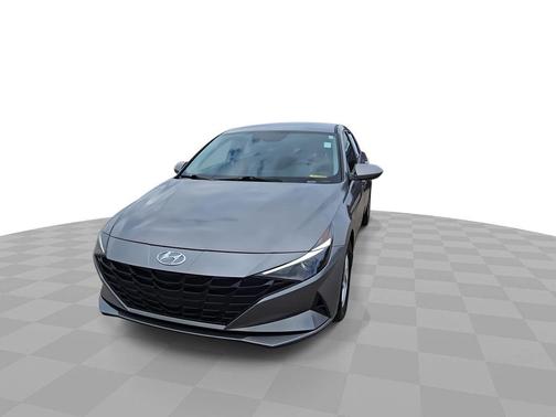 2023 Hyundai ELANTRA SE