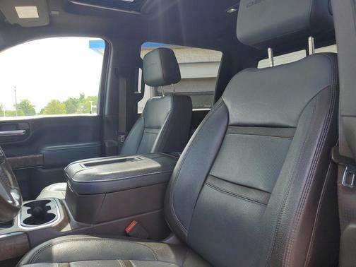 Black 2021 GMC Sierra 2500 Denali