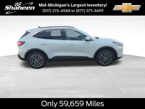 2022 Ford Escape PHEV Titanium