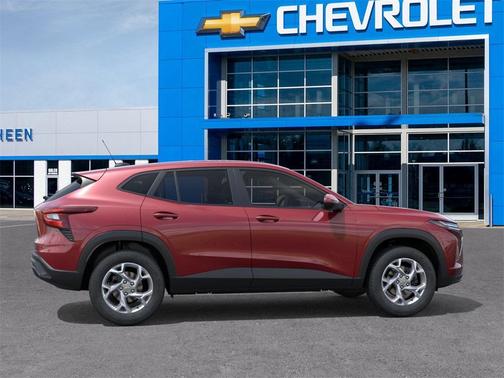 2025 Chevrolet Trax LS
