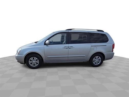 2012 Kia Sedona LX