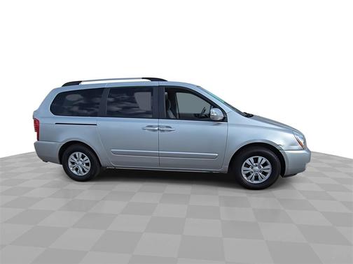 2012 Kia Sedona LX