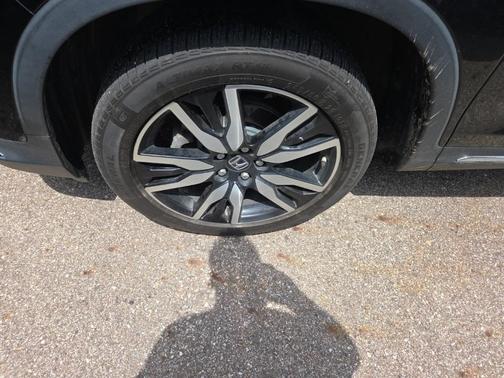 2019 Honda Pilot Touring 7-Passenger