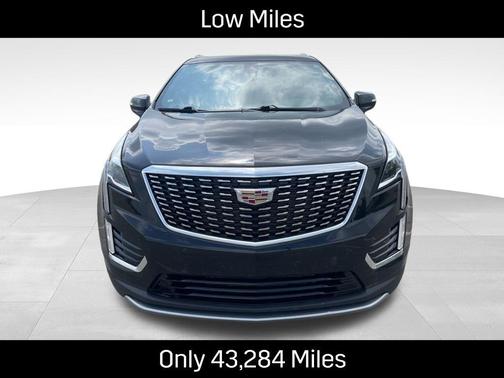 Stellar Black Metallic 2023 Cadillac XT5 Premium Luxury