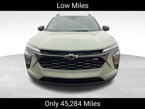 Green 2024 Chevrolet Trax 2RS
