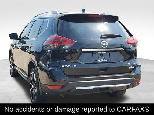 Black 2019 Nissan Rogue SL