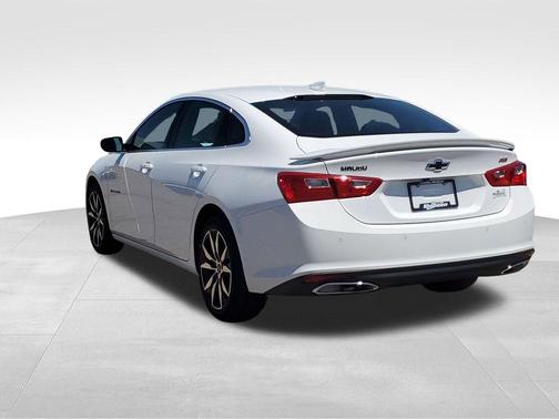 Summit White 2024 Chevrolet Malibu RS