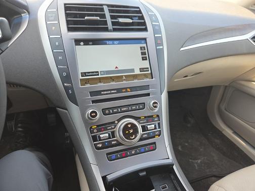 2017 Lincoln MKZ Reserve