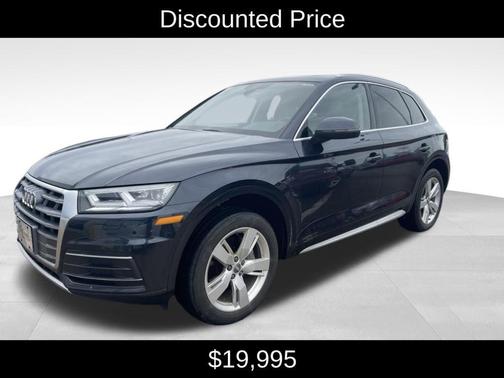 Moonlight Blue Metallic 2018 Audi Q5 2.0T Premium Plus
