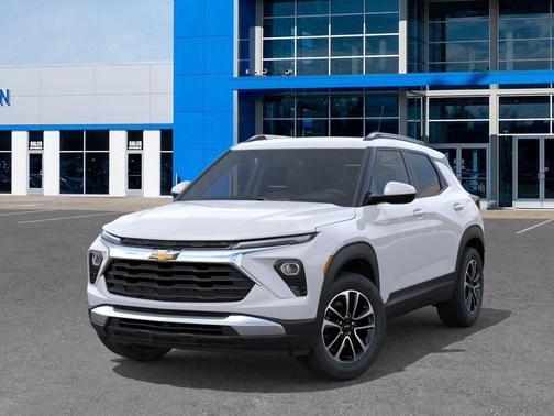 Summit White 2026 Chevrolet Trailblazer LT