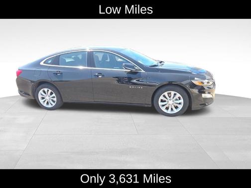 Mosaic Black Metallic 2024 Chevrolet Malibu LT