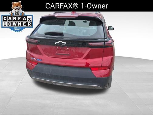 Cherry Red Tintcoat 2022 Chevrolet Bolt EUV Premier