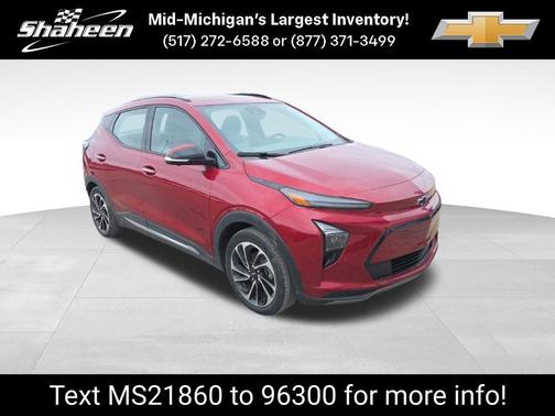 Cherry Red Tintcoat 2022 Chevrolet Bolt EUV Premier
