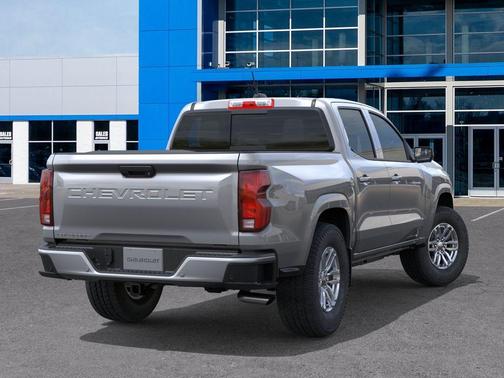 Sterling Gray Metallic 2026 Chevrolet Colorado LT