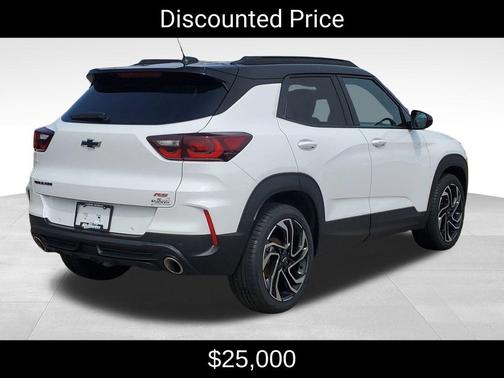 Summit White 2024 Chevrolet Trailblazer RS