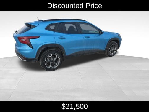 2025 Chevrolet Trax LT