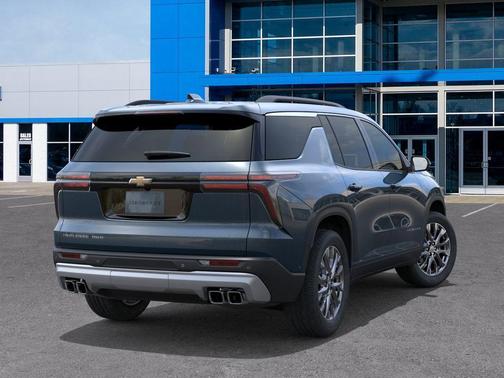 Lakeshore Blue Metallic 2026 Chevrolet Traverse LT