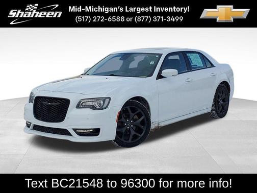 2023 Chrysler 300 Touring L
