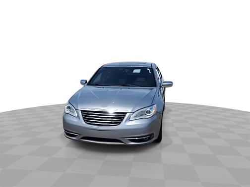 2014 Chrysler 200 Limited