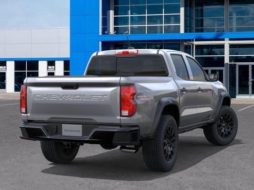 Sterling Gray Metallic 2026 Chevrolet Colorado Trail Boss