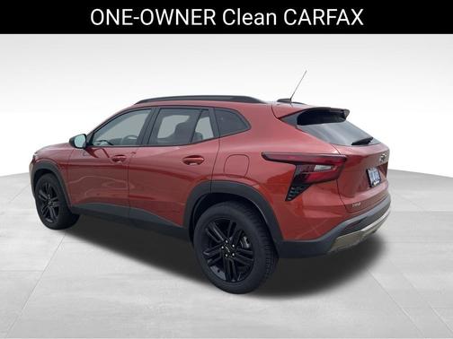 Cayenne Orange Metallic 2024 Chevrolet Trax ACTIV