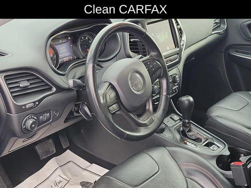 2019 Jeep Cherokee Trailhawk