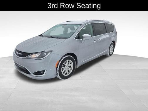 2020 Chrysler Pacifica Touring-L